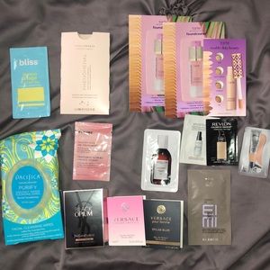 Beauty Sample Pack (w/ full size face wipes)